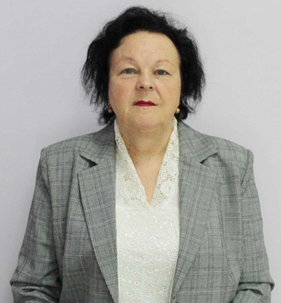 Евсеева Любовь Петровна.